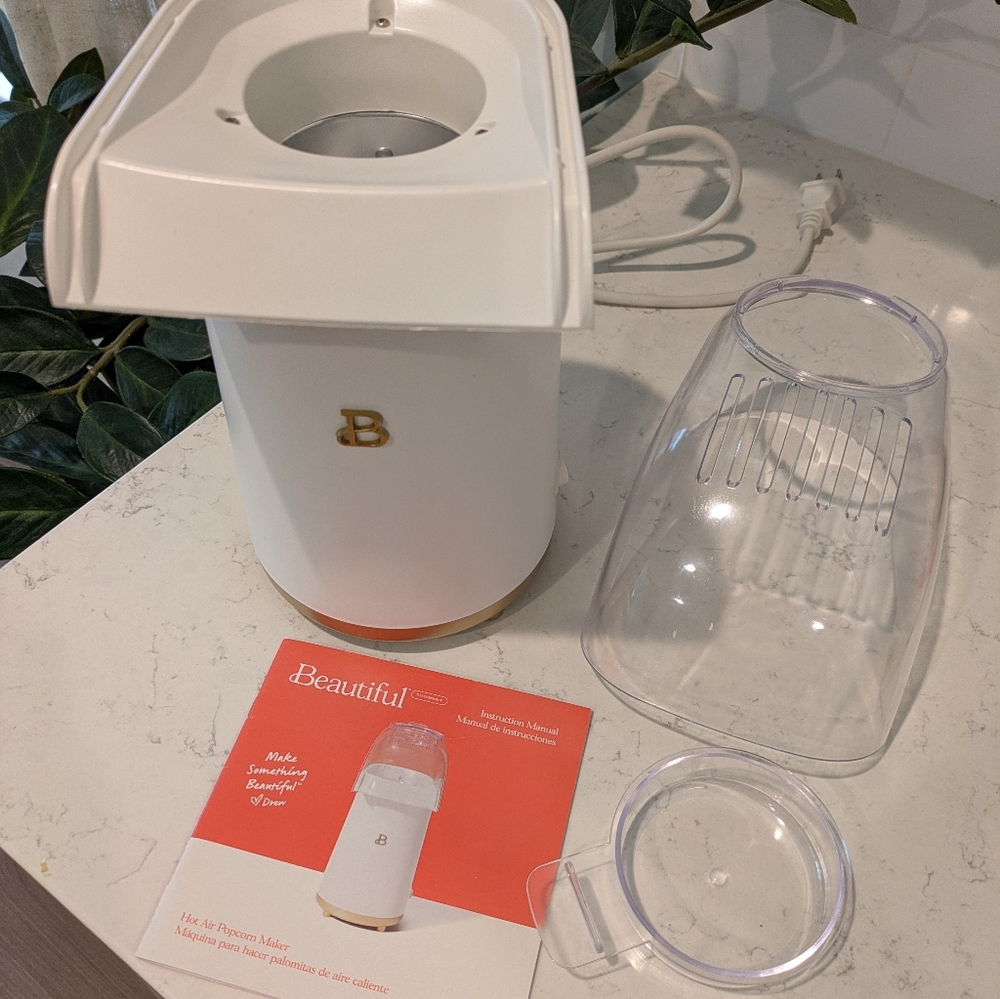 Beautiful White Popcorn Maker